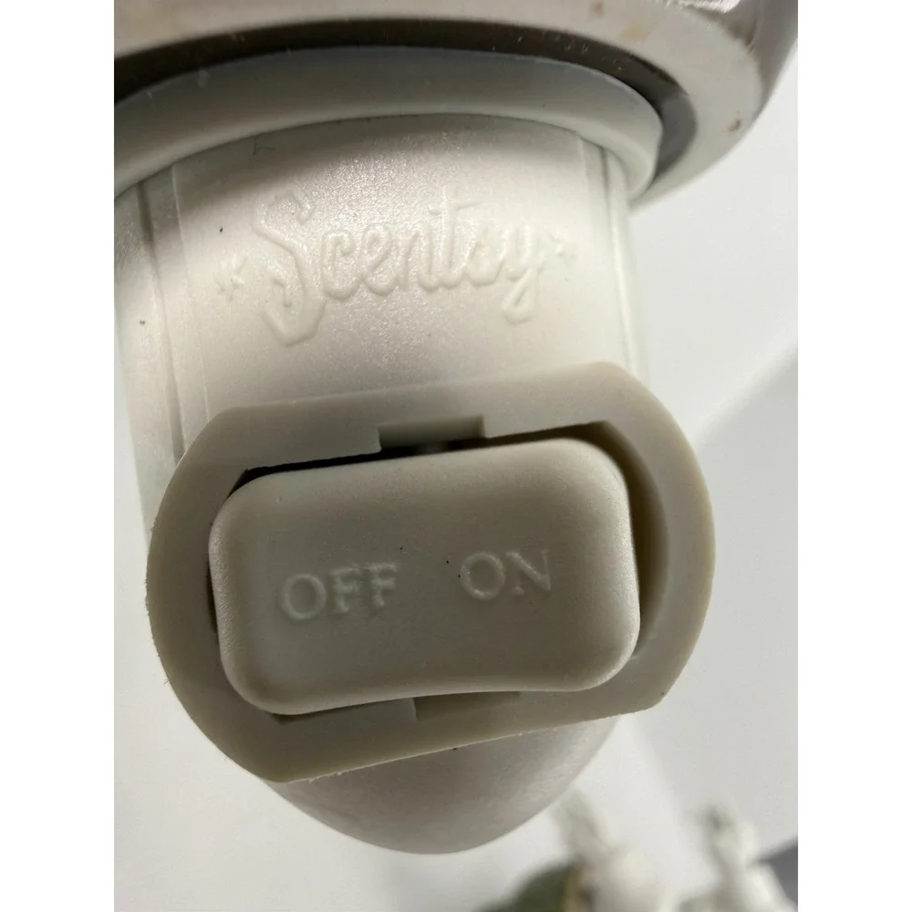 SCENTSY Wax Warmer Groovy BROWN  Nightlight‎ Wall Plug-In Wax Mini Warmer EUC